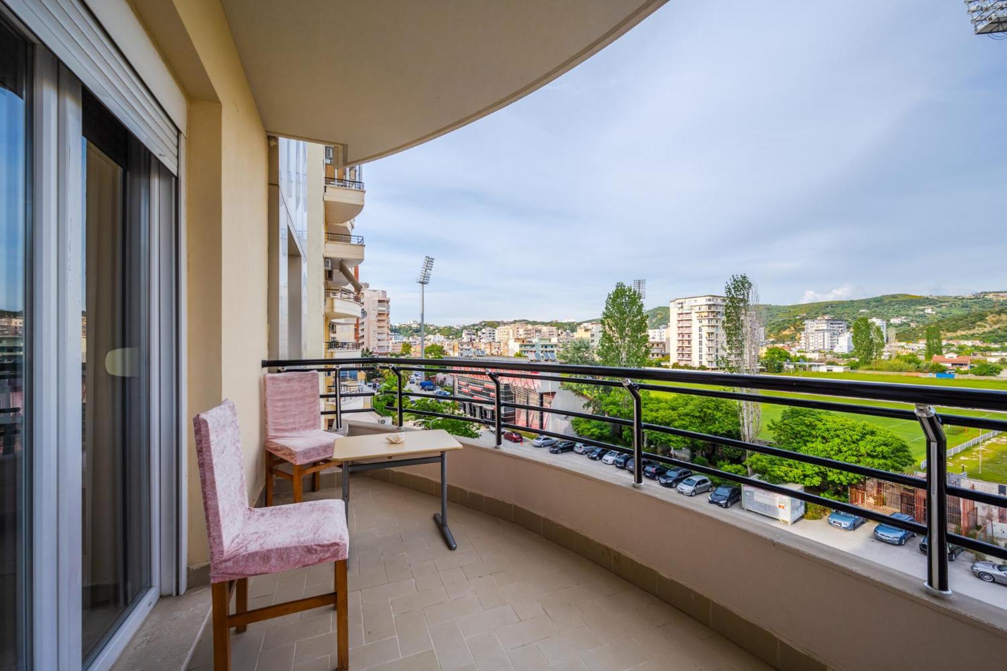 City Center Apartments By Kondo Stays Vlorë Exterior foto
