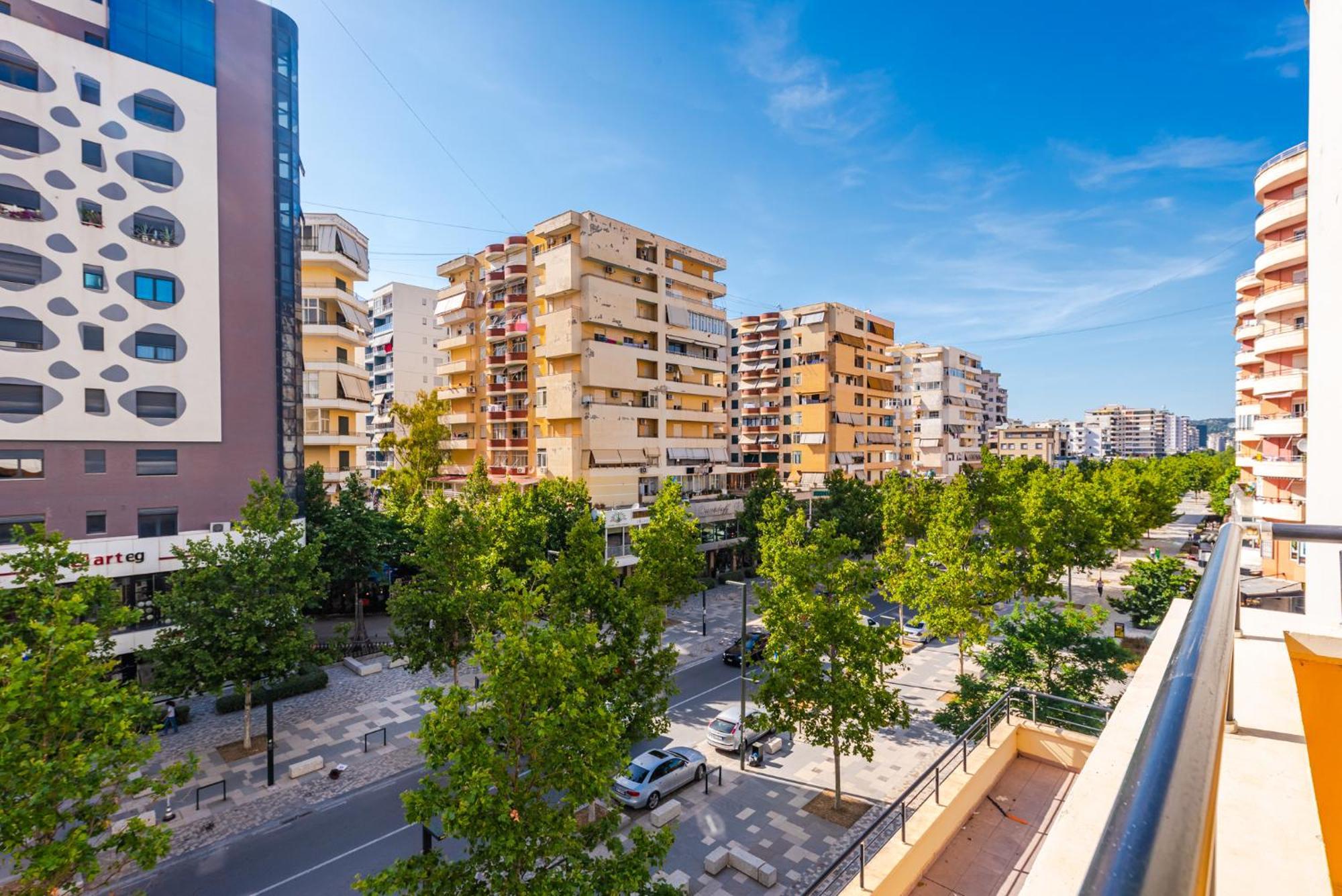 City Center Apartments By Kondo Stays Vlorë Exterior foto