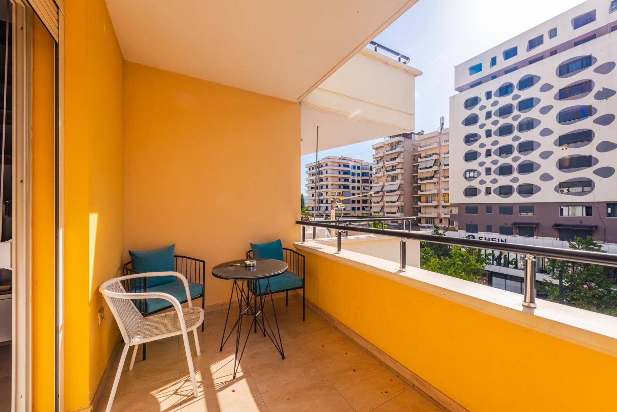 City Center Apartments By Kondo Stays Vlorë Exterior foto